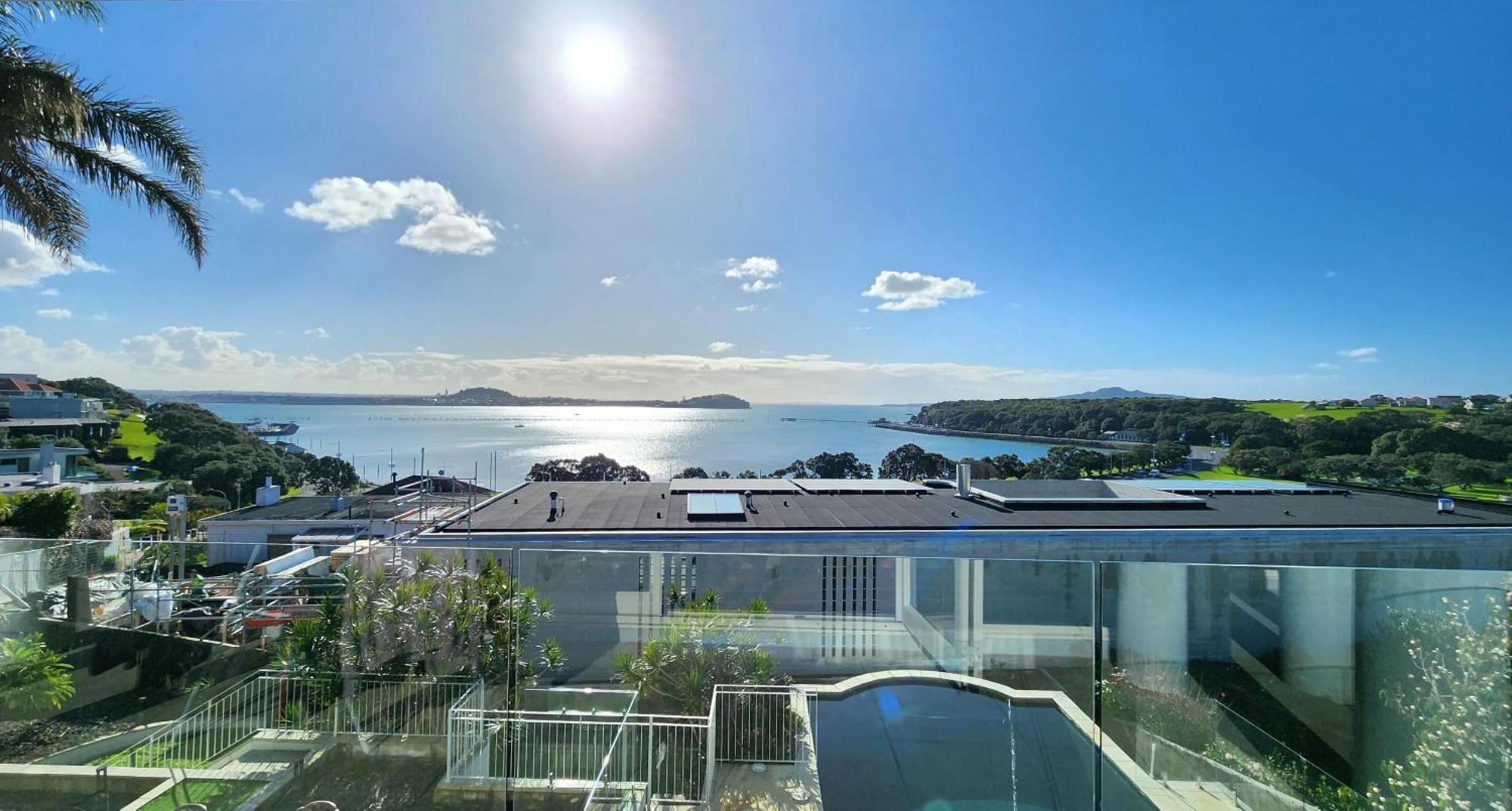 Orakei Grandeur Mansion With Sea Views & Pool Βίλα Όκλαντ Εξωτερικό φωτογραφία